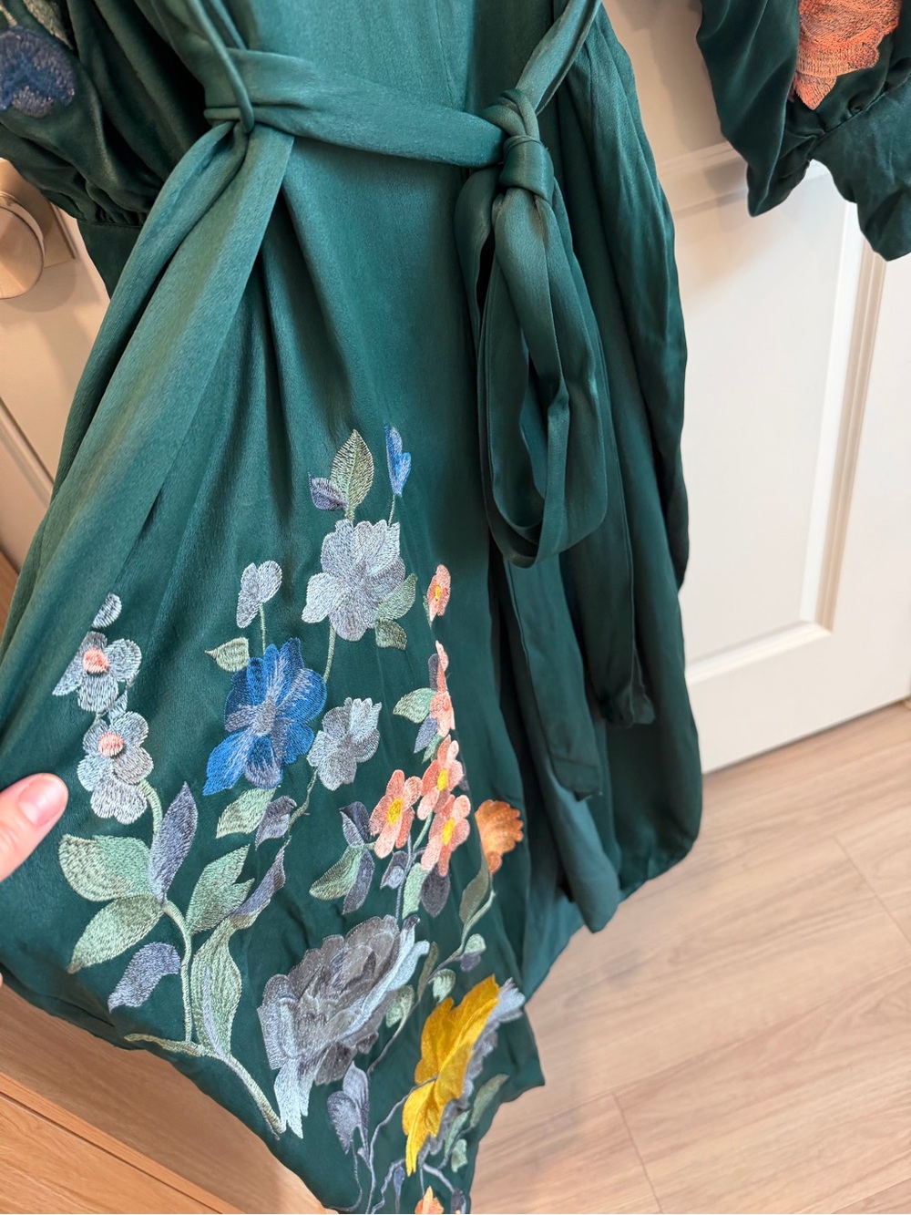 ASOS CURVE Size 20 Forest Green Floral Embroidered Satin Midi Dress - Picture 8 of 12
